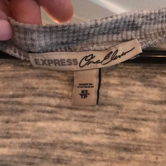 Express pullover - Picture 2 of 2